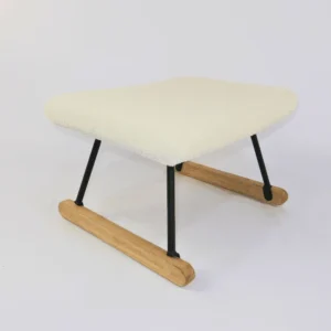 הדום מעוצב לכורסת הנקה